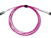 Anailís ar Luas Tarchuir Snáithín OM4