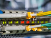 How to Choose OM1 Fiber Optic Táirgí: A Comprehensive Guide to Brands & Model Comparisons